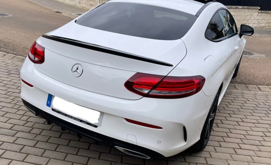 MERCEDES-BENZ Clase C 220 d COUPÉ PACK AMG