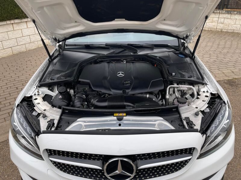 MERCEDES-BENZ Clase C 220 d COUPÉ PACK AMG