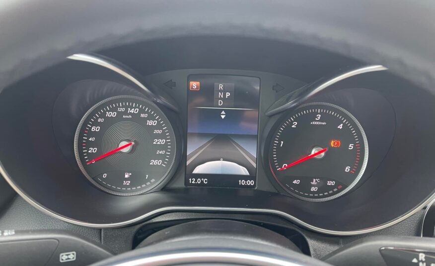 MERCEDES-BENZ Clase C 220 d COUPÉ PACK AMG