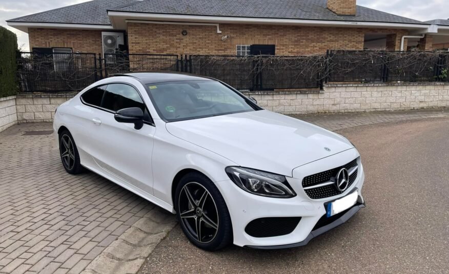 MERCEDES-BENZ Clase C 220 d COUPÉ PACK AMG