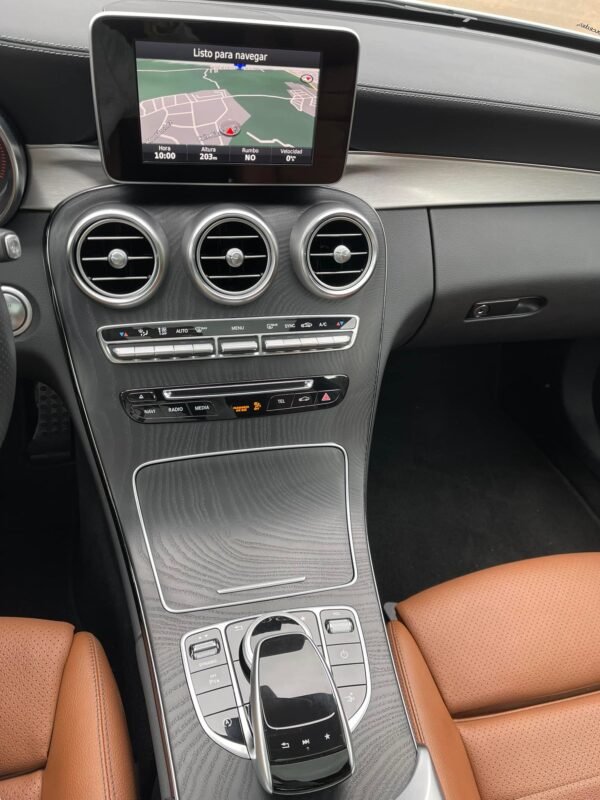 MERCEDES-BENZ Clase C 220 d COUPÉ PACK AMG