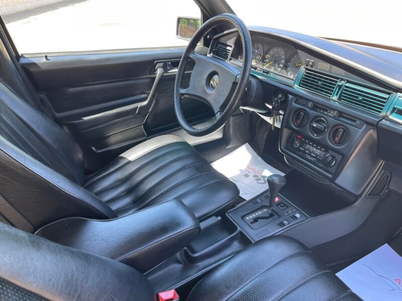 MERCEDES-BENZ 190 E 2.0 AUTOMÁTICO