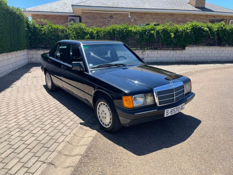 MERCEDES-BENZ 190 E 2.0 AUTOMÁTICO