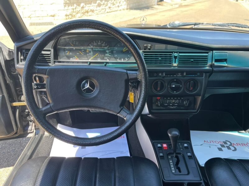 MERCEDES-BENZ 190 E 2.0 AUTOMÁTICO