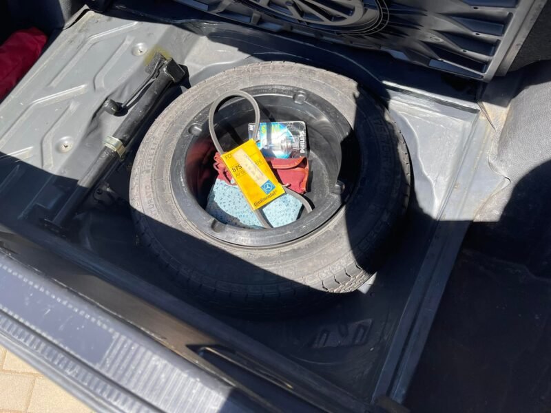 MERCEDES-BENZ 190 E 2.0 AUTOMÁTICO