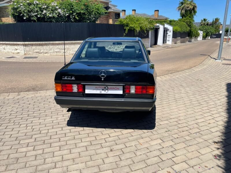 MERCEDES-BENZ 190 E 2.0 AUTOMÁTICO