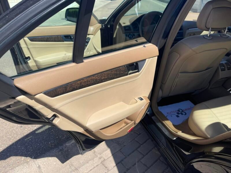 MERCEDES-BENZ Clase C 220 CDI ELEGANCE