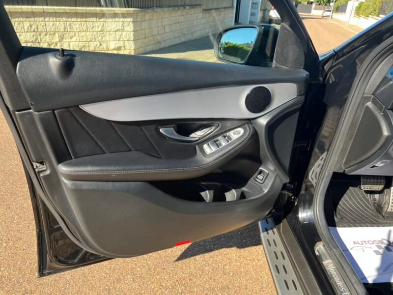 MERCEDES-BENZ GLC Coupe 250 4MATIC