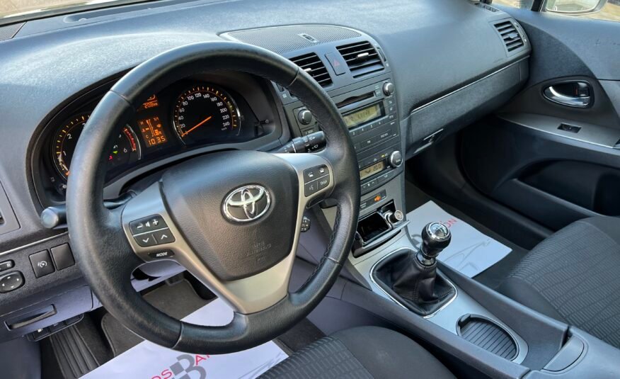 TOYOTA AVENSIS 2.2 d4d 150 cv CROSS SPORT Cross SPORT Advancw