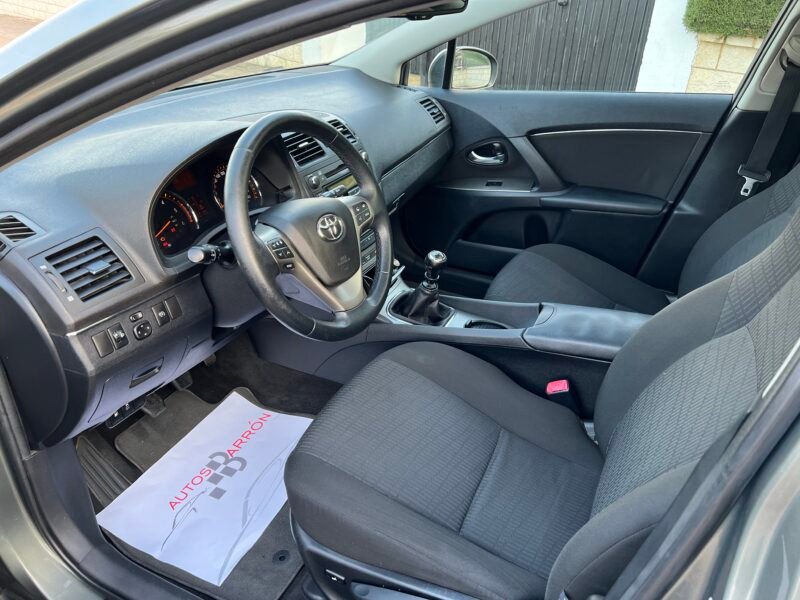 TOYOTA AVENSIS 2.2 d4d 150 cv CROSS SPORT Cross SPORT Advancw