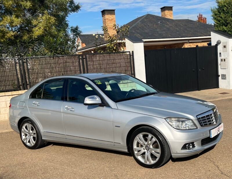 MERCEDES-BENZ C 220 CDI ELEGANCE 170 Cv 220 CDI ELEGANCE
