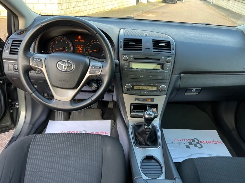 TOYOTA AVENSIS 2.2 d4d 150 cv CROSS SPORT Cross SPORT Advancw