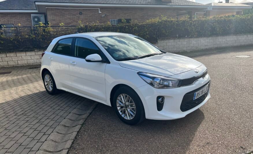 KIA Rio 1.0 T-GDI 100 cv DRIVE