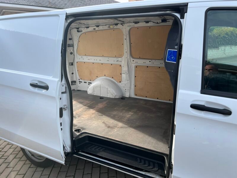 MERCEDES-BENZ Vito 109 Cdi Furgón Vito 109 cdi