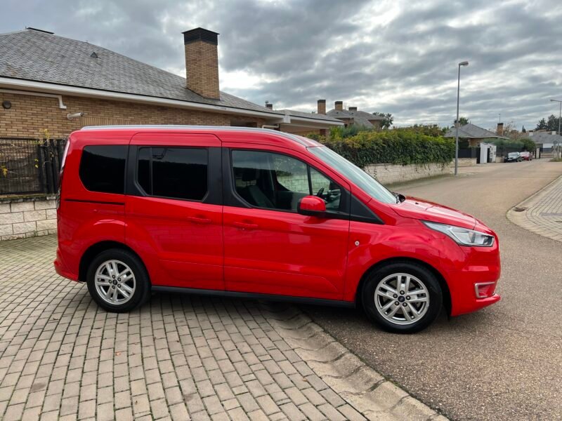 FORD TOURNEO CONNECT 1.5 Dci 120 cv TITANIUM AUTOMÁTICO TITANIUM 120 cv