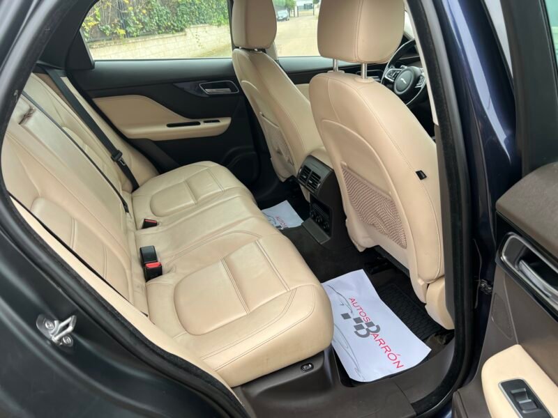 JAGUAR F pace Prestige