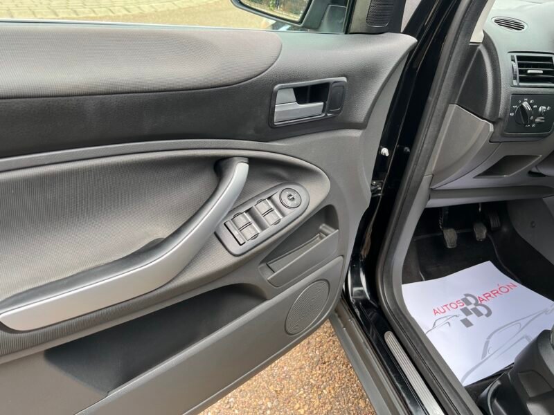 FORD Kuga 2.0 Tdci 140 cv TREND