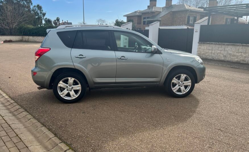 TOYOTA Rav4 2.2 d 177 cv EXECUTIVE EXECUTIVE