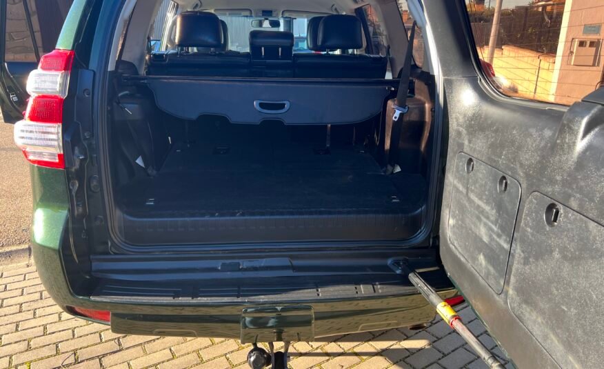 TOYOTA Land Cruiser 180 d Auto VX VX Automático