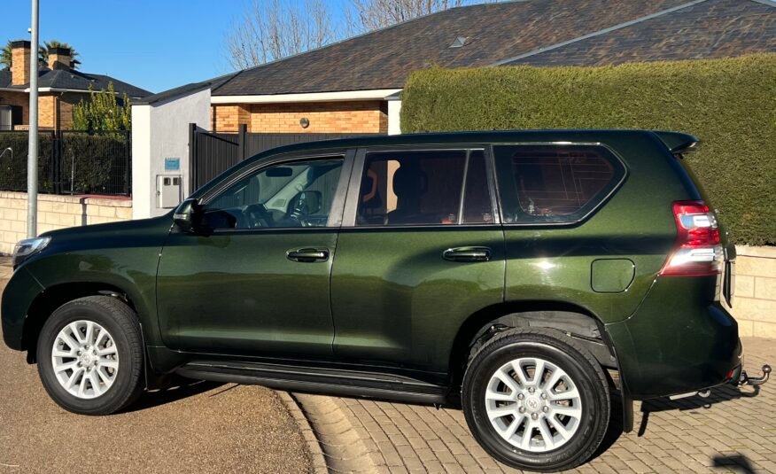 TOYOTA Land Cruiser 180 d Auto VX VX Automático