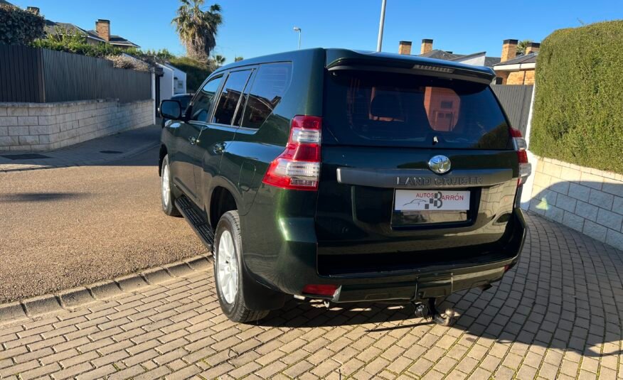 TOYOTA Land Cruiser 180 d Auto VX VX Automático