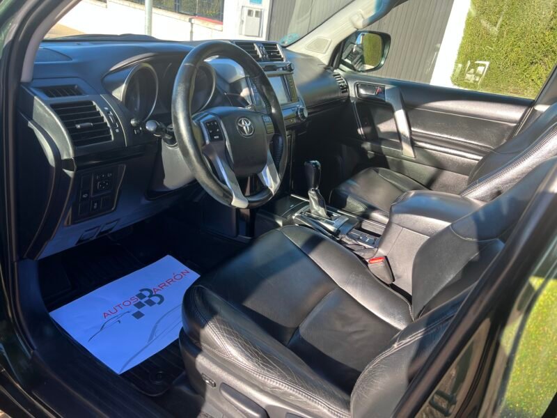 TOYOTA Land Cruiser 180 d Auto VX VX Automático