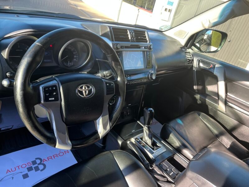 TOYOTA Land Cruiser 180 d Auto VX VX Automático