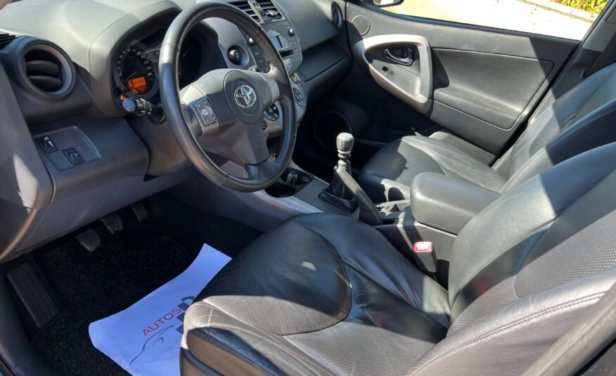 TOYOTA Rav4 d4d 2.2 177 cv EXECUTIVE EXECUTIVE
