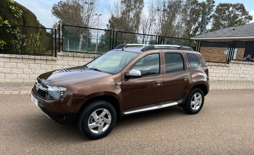 Dacia DUSTER 1.6 i 105 cv 4×4 Laureate Laureate 4×4