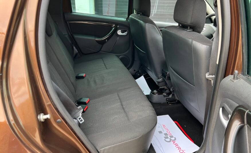 Dacia DUSTER 1.6 i 105 cv 4×4 Laureate Laureate 4×4