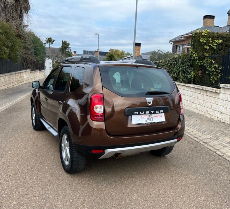 Dacia DUSTER 1.6 i 105 cv 4×4 Laureate Laureate 4×4