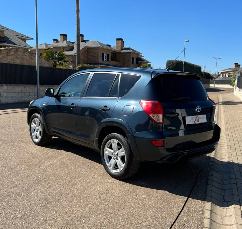 TOYOTA Rav4 d4d 2.2 177 cv EXECUTIVE EXECUTIVE