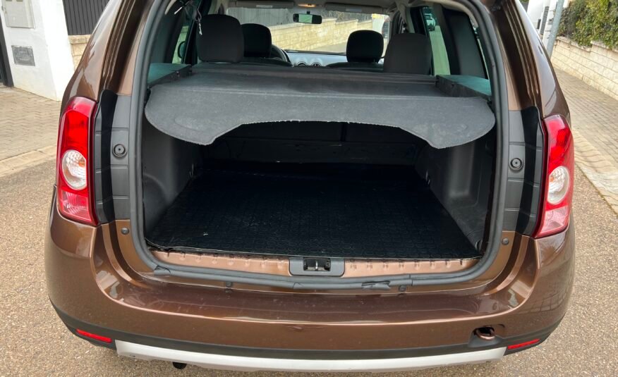 Dacia DUSTER 1.6 i 105 cv 4×4 Laureate Laureate 4×4