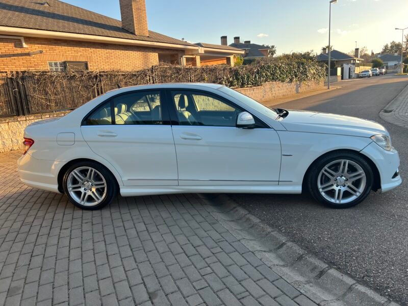 MERCEDES-BENZ C 200 Cdi aut. PACK AMG C 200 cdi AMG