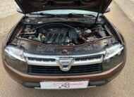 Dacia DUSTER 1.6 i 105 cv 4×4 Laureate Laureate 4×4