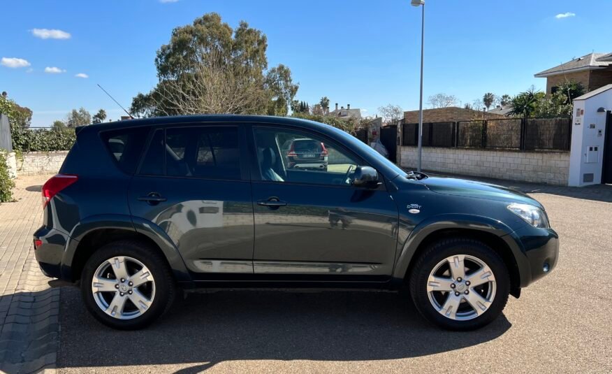 TOYOTA Rav4 d4d 2.2 177 cv EXECUTIVE EXECUTIVE