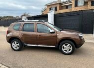 Dacia DUSTER 1.6 i 105 cv 4×4 Laureate Laureate 4×4