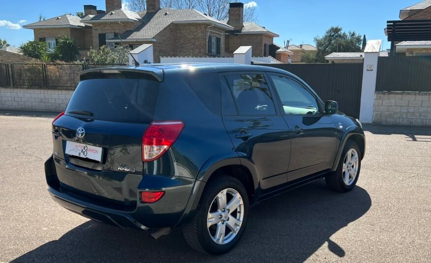 TOYOTA Rav4 d4d 2.2 177 cv EXECUTIVE EXECUTIVE