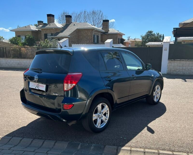 TOYOTA Rav4 d4d 2.2 177 cv EXECUTIVE EXECUTIVE