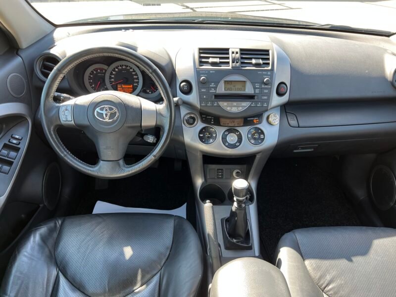 TOYOTA Rav4 d4d 2.2 177 cv EXECUTIVE EXECUTIVE