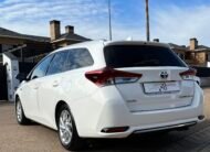 TOYOTA Auris Híbrido 140 h Touring Sporta