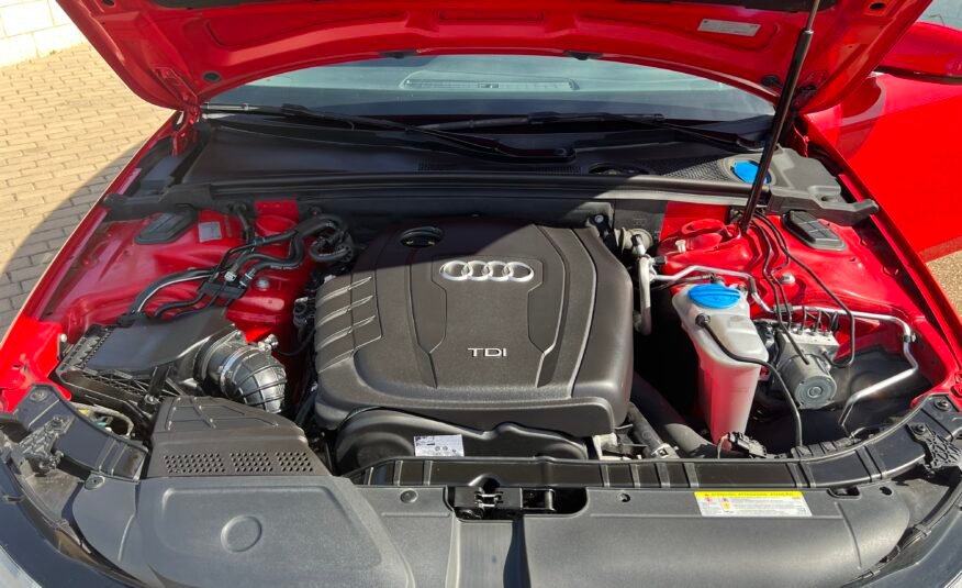 AUDI A4 2.0 Tdi 150 cv S-LINE S-LINE