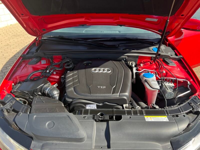AUDI A4 2.0 Tdi 150 cv S-LINE S-LINE
