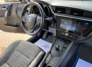 TOYOTA Auris Híbrido 140 h Touring Sporta