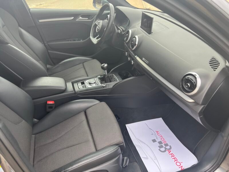 AUDI A3 30 TDI 116 Cv S-LINE