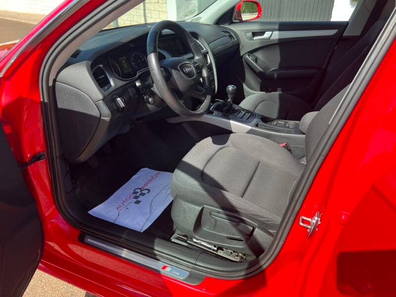 AUDI A4 2.0 Tdi 150 cv S-LINE S-LINE