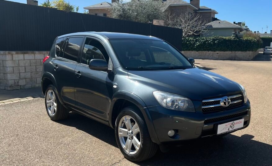 TOYOTA Rav4 2.2 d 177 c EXECUTIVE 4×4 EXECUTIVE