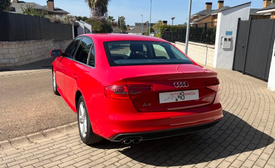 AUDI A4 2.0 Tdi 150 cv S-LINE S-LINE