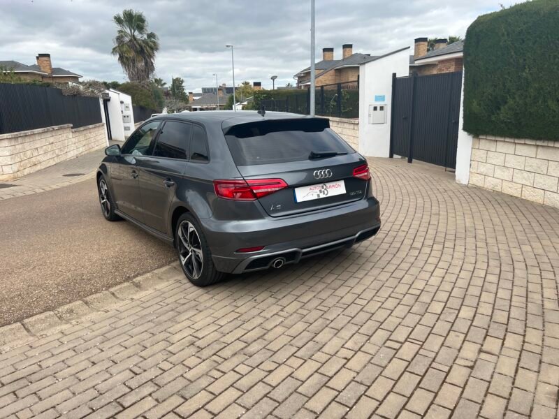 AUDI A3 30 TDI 116 Cv S-LINE