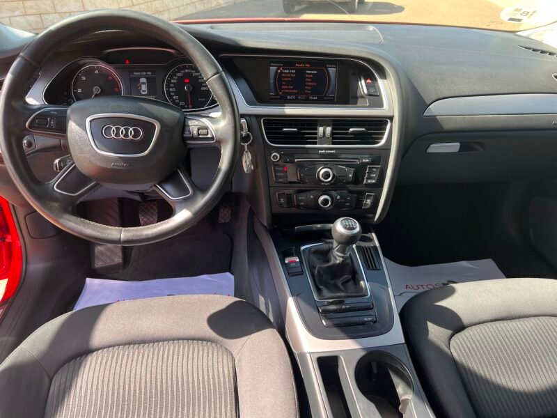 AUDI A4 2.0 Tdi 150 cv S-LINE S-LINE